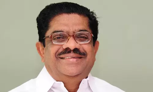 കണ്ണൂരില്‍ കൂട്ടരാജി; ഗ്രൂപ്പ് വീതംവെപ്പെന്ന് സുധീരന്‍