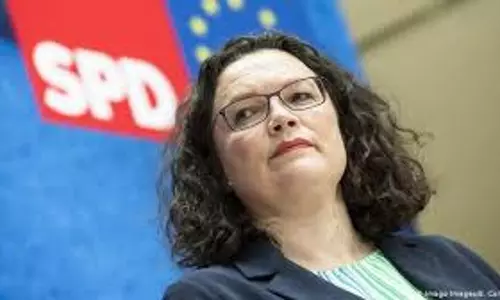 ജര്‍മ്മന്‍ സോഷ്യല്‍ ഡെമോക്രാറ്റ് പാര്‍ട്ടി നേതാവ് ആന്‍ഡ്രിയ നഹ്‍ലേസ് രാജിവെച്ചു
