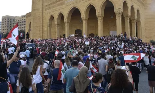 ലബനാനില്‍ സര്‍ക്കാര്‍ വിരുദ്ധ പ്രക്ഷോഭം ശക്തമാകുന്നു