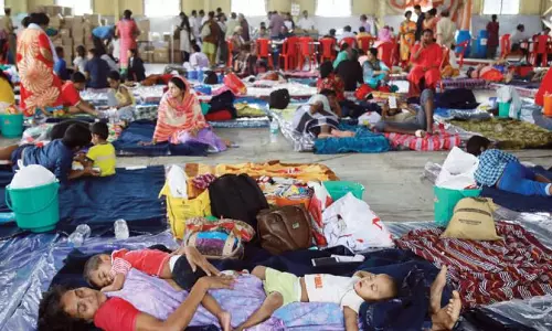 ദുരിതാശ്വാസ ക്യാമ്പുകളിലെ ആരോഗ്യപ്രശ്നങ്ങള്‍: എന്തെല്ലാം മരുന്നുകള്‍ കരുതണം