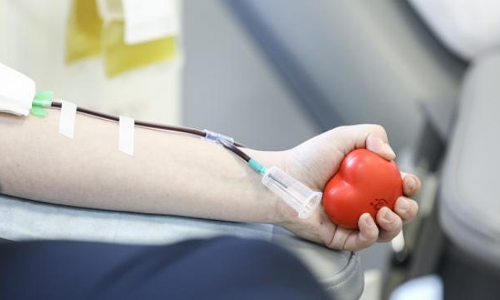 അപൂര്‍വ രക്ത ഗ്രൂപ്പുകാരെ കിട്ടാന്‍ പ്രയാസം; കൂട്ടായ്മകള്‍ വേണമെന്ന് ആവശ്യം