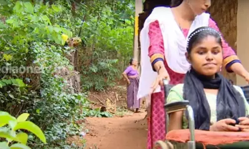 Snehasparsham | Episode 43 Snehasparsham | Episode 43