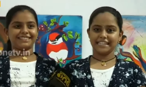 വരകളില്‍ വിസ്മയം തീര്‍ത്ത് ഇരട്ട സഹോദരിമാര്‍