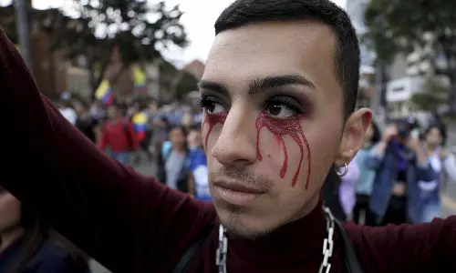 സര്‍ക്കാരിന്റെ ജനവിരുദ്ധ നയങ്ങള്‍ക്കെതിരെ കൊളംബിയയില്‍ പ്രതിഷേധം ശക്തം; 25 ലക്ഷത്തോളം ആളുകള്‍ സമരവുമായി തെരുവില്‍