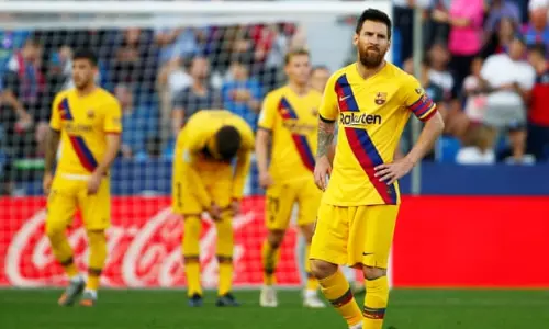 ബാഴ്സലോണക്ക് തോല്വി ബാഴ്സലോണക്ക് തോല്വി