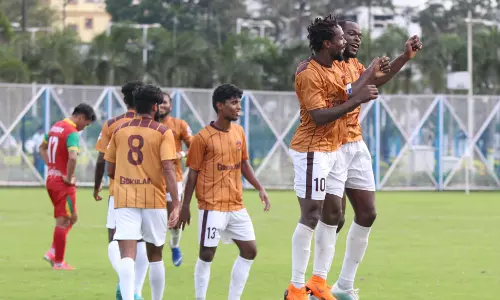 ഷെയ്ഖ് കമാല്‍ ഇന്‍റര്‍നാഷണല്‍ ക്ലബ് കപ്പ് ഫുട്ബോള്‍; ഗോകുലം മുന്നില്‍  