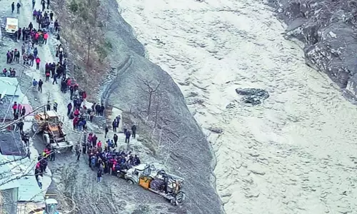 ഉത്തരാഖണ്ഡ് മിന്നല്‍ പ്രളയം: 26 മൃതദേഹങ്ങള്‍ കണ്ടെടുത്തു; 171 പേർക്കായി തെരച്ചില്‍ തുടരുന്നു