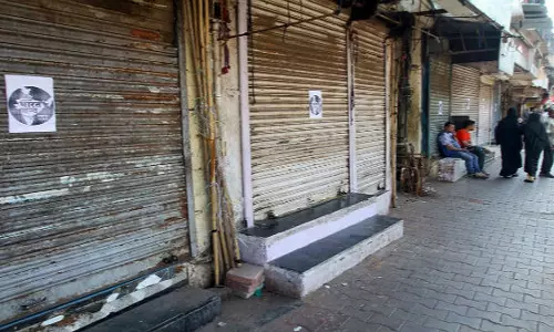 കര്‍ഷക സംഘടനകളുടെ ഭാരത് ബന്ദ് തുടങ്ങി; തെരഞ്ഞെടുപ്പ് നടക്കുന്ന സംസ്ഥാനങ്ങളെ ഒഴിവാക്കി