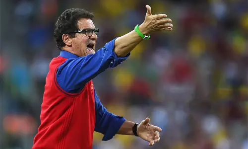 ക്രിസ്റ്റ്യാനോ പല്ലുകൊഴിഞ്ഞ സിംഹം, ഡ്രിബിൾ ചെയ്തിട്ട് മൂന്ന് കൊല്ലമായി; രൂക്ഷവിമർശവുമായി കപേലോ ക്രിസ്റ്റ്യാനോ പല്ലുകൊഴിഞ്ഞ സിംഹം, ഡ്രിബിൾ ചെയ്തിട്ട് മൂന്ന് കൊല്ലമായി; രൂക്ഷവിമർശവുമായി കപേലോ