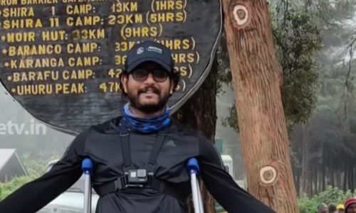 വൈകല്യത്തെ അതിജീവിച്ച് നീരജ്; ഒറ്റക്കാലില്‍ കിളിമഞ്ചാരോ കൊടുമുടി കയറി, ക്രച്ചസിന്റെ സഹായത്തോടെ കയറിയത് 19341 അടി