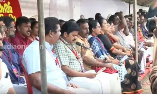 കെഎസ്ആര്ടിസിയില് അന്തിമ സമരം കെഎസ്ആര്ടിസിയില് അന്തിമ സമരം