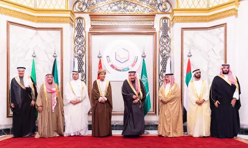 ഇറാനെതിരെ ഐക്യത്തിന് ആഹ്വാനം ചെയ്ത് ജിസിസി ഉച്ചകോടിക്ക് സമാപനം; അംഗരാജ്യങ്ങളിലെ സഹകരണത്തിന് ധാരണ; ഖത്തര് പ്രധാനമന്ത്രിയുമായി സംസാരിച്ച് സല്മാന് രാജാവ് -Live blog ഇറാനെതിരെ ഐക്യത്തിന് ആഹ്വാനം ചെയ്ത് ജിസിസി ഉച്ചകോടിക്ക് സമാപനം; അംഗരാജ്യങ്ങളിലെ സഹകരണത്തിന് ധാരണ; ഖത്തര് പ്രധാനമന്ത്രിയുമായി സംസാരിച്ച് സല്മാന് രാജാവ് -Live blog