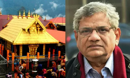 ശബരിമലയിൽ നിലപാട് മാറ്റിയിട്ടില്ലെന്ന് യെച്ചൂരി; സംസ്ഥാന നേതൃത്വം വെട്ടിൽ