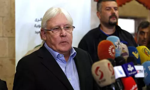 ഐക്യരാഷ്ട്ര സഭയുടെ പ്രത്യേക പ്രതിനിധി മാർട്ടിൻ ഗ്രിഫിത്ത് മസ്കത്തില് ഐക്യരാഷ്ട്ര സഭയുടെ പ്രത്യേക പ്രതിനിധി മാർട്ടിൻ ഗ്രിഫിത്ത് മസ്കത്തില്