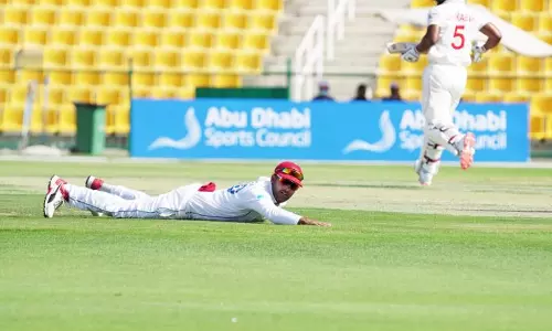 രണ്ട് ദിവസം കൊണ്ടവസാനിച്ചു..! ടെസ്റ്റിലെ ആദ്യ പത്ത് വിക്കറ്റ് ജയവുമായി സിംബാബ്‌വെ