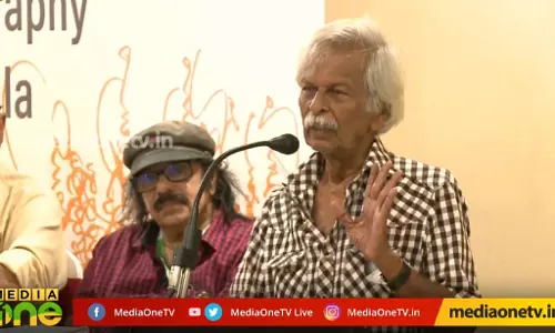 കാനായിയുടെ കലാവിപ്ലവത്തെ കവിത കൊണ്ട് നേരിടാനാണ് അവരുടെ പരിപാടി കാനായിയുടെ കലാവിപ്ലവത്തെ കവിത കൊണ്ട് നേരിടാനാണ് അവരുടെ പരിപാടി