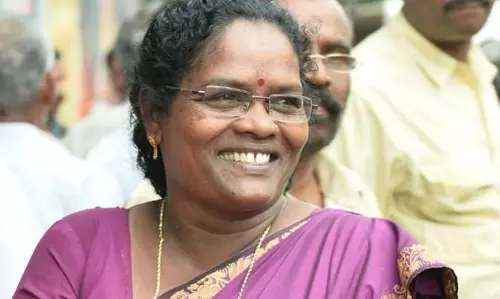 ജാനുവിനെതിരെ സുല്‍ത്താന്‍ ബത്തേരിയില്‍ പോസ്റ്റർ