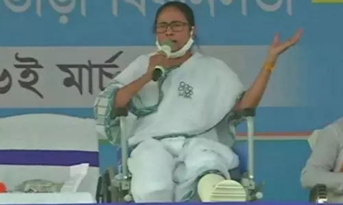 മുറിവേറ്റ കടുവ കൂടുതല്‍ അപകടകാരിയായിരിക്കും;  ബിജെപിയെ കടന്നാക്രമിച്ച് മമത