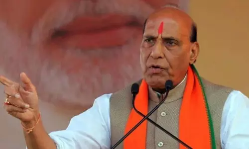 ഏകീകൃത സിവില് കോഡ് ഉടന് നടപ്പിലാക്കുമെന്ന് പ്രതിരോധമന്ത്രി രാജ്നാഥ് സിംഗ് ഏകീകൃത സിവില് കോഡ് ഉടന് നടപ്പിലാക്കുമെന്ന് പ്രതിരോധമന്ത്രി രാജ്നാഥ് സിംഗ്