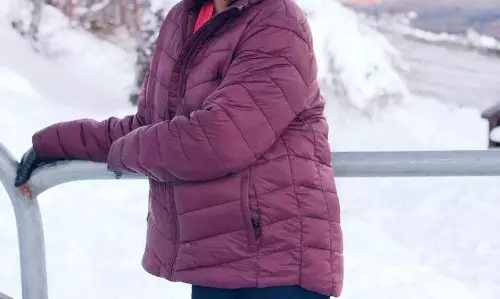 കെ.എസ്.ആര്‍.ടി.സിയില്‍ കേരളം കറങ്ങി, 64ാം വയസില്‍ ബൻജി ജമ്പിംഗ്; ഇത് യാത്രകളെ സ്നേഹിക്കുന്ന ഒരു റിട്ട.അധ്യാപികയുടെ കഥ