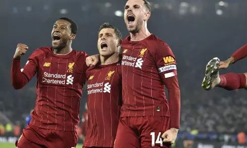 ലെസ്റ്ററിനെ നാണംകെടുത്തി ലിവര്‍പൂള്‍, യുണൈറ്റഡിന് ആധികാരിക ജയം