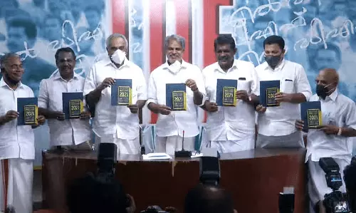 കടലിന്‍റെ അവകാശം പൂര്‍ണമായും മത്സ്യത്തൊഴിലാളികള്‍ക്ക്, ക്ഷേമ പെന്‍ഷന്‍ 2,500 രൂപ; വമ്പന്‍ പ്രഖ്യാപനങ്ങളുമായി എല്‍.ഡി.എഫ് പ്രകടന പത്രിക