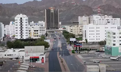 ഒമാനിൽ രാത്രിയാത്രാ വിലക്ക് നിലവിൽ വന്നു