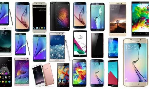 മിഡ് റേഞ്ച് സ്മാര്‍ട്ട്‌ ഫോണുകള്‍ക്ക് പ്രിയമേറുന്നു