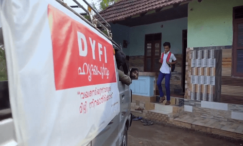 വീണ് പോയേക്കാവുന്ന നാടിന്   ഊർജ്ജവും ഉറപ്പുമേകിയത് ഡി.വൈ.എഫ്.ഐ വീഡിയോ പങ്കുവെച്ച് മുഖ്യമന്ത്രി