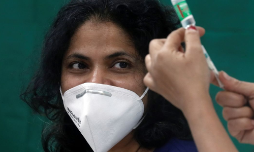 കോവിഡ് വാക്സിനേഷന്‍ മൂന്നാം ഘട്ടത്തിലേക്ക്: 45 വയസ്സിന് മുകളിലുള്ളവര്‍ക്ക് ഏപ്രില്‍ 1 മുതല്‍