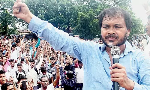 കസ്റ്റഡിയില്‍ ക്രൂരമായ പീഡനം, ആര്‍.എസ്.എസില്‍ ചേര്‍ന്നാല്‍ ജാമ്യം; എന്‍.ഐ.എക്കെതിരെ അഖില്‍ ഗോഗോയ്