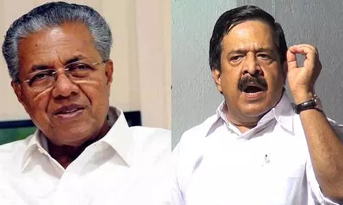 എല്ലാം മുഖ്യമന്ത്രിയുടെ ഓഫീസ് അറിഞ്ഞുവെന്ന് പ്രതിപക്ഷം, എല്ലാത്തിനും പിന്നില്‍ ദല്ലാളെന്ന് മുഖ്യമന്ത്രി: ആഴക്കടലില്‍ വിവാദം ആളിക്കത്തുന്നു