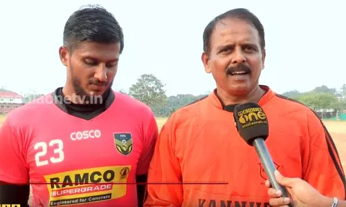 വിടവാങ്ങല് മത്സരം കളിച്ച് മുരളി, കണ്ണൂര് പൊലീസിന്റെ വല കാത്തത് 30 വര്ഷം വിടവാങ്ങല് മത്സരം കളിച്ച് മുരളി, കണ്ണൂര് പൊലീസിന്റെ വല കാത്തത് 30 വര്ഷം