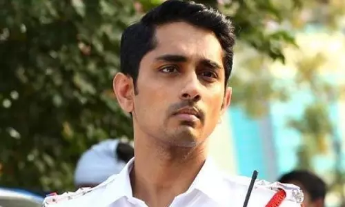 ബോളിവുഡ് ചിത്രങ്ങളെ പാന്‍ ഇന്ത്യന്‍ ചിത്രമെന്ന് പറയാറില്ലല്ലോ പിന്നെ എന്തിനാണ് സൗത്ത് ഇന്ത്യന്‍ ചിത്രങ്ങളെ ഇങ്ങനെ വിശേഷിപ്പിക്കുന്നത് : സിദ്ധാര്‍ത്ഥ്