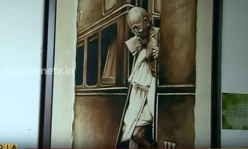 തലശേരിയുടെ ചരിത്രം പറഞ്ഞ് പ്രശാന്ത് ഒളവിലത്തിന്റെ ചിത്രപ്രദര്‍ശനം  