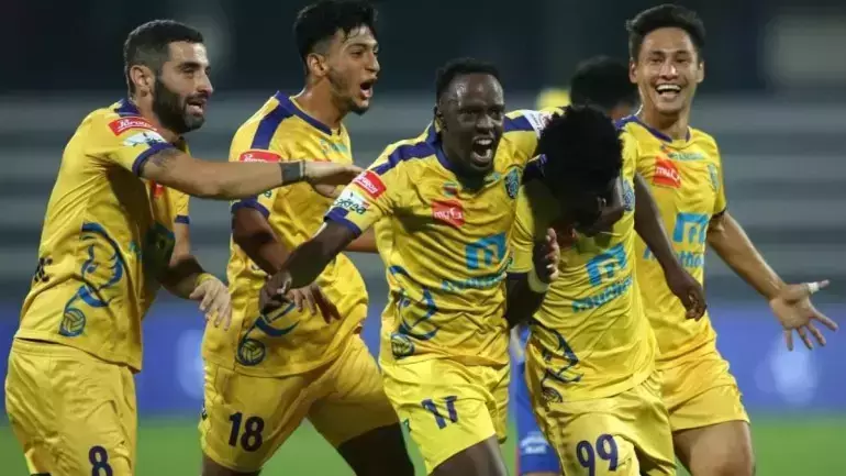 ഹൈദരാബാദ് മുട്ടുകുത്തി; ബ്ലാസ്റ്റേഴ്സിന് ഗംഭീര വിജയം