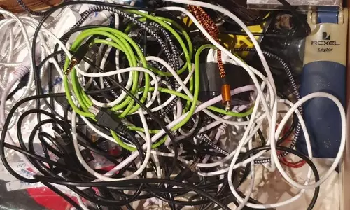 എല്ലാതരം മൊബൈലുകൾക്കും ഒരേ ചാർജർ; നിർണായക നീക്കവുമായി യൂറോപ്യൻ യൂണിയൻ