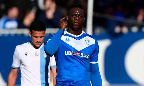 ലാസിയോ ആരാധകരേ, നാണമില്ലേ നിങ്ങള്‍ക്ക്... തുറന്നടിച്ച് ബലോട്ടെല്ലി