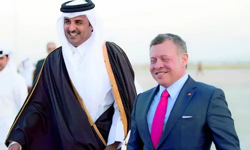 ഖത്തര്‍ അമീറിന്‍റെ  ത്രിരാഷ്ട്ര പര്യടനത്തിന് തുടക്കമായി