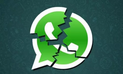 വാട്സ്ആപ്പ് സേവനങ്ങള്‍ വീണ്ടും പണിമുടക്കി  