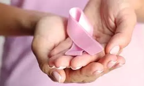 ഉള്ളം കൈ നോക്കാം; കൈ പറയും നിങ്ങള്‍ കാന്‍സര്‍ രോഗിയാണോ എന്ന്