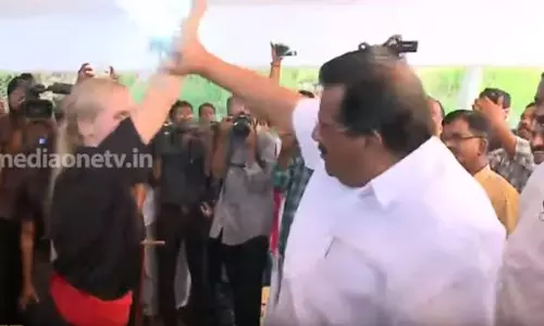 കളരിയും ജയരാജന് ഗുരുക്കളും കളരിയും ജയരാജന് ഗുരുക്കളും