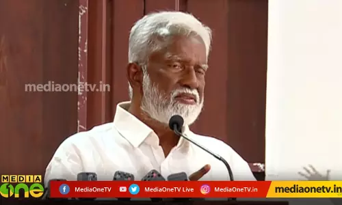 സിനിമാക്കാരെ രാജ്യസ്നേഹം പഠിപ്പിക്കുന്ന കുമ്മനംജി|Polimix സിനിമാക്കാരെ രാജ്യസ്നേഹം പഠിപ്പിക്കുന്ന കുമ്മനംജി|Polimix
