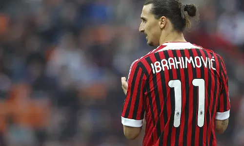 ഇബ്രാഹിമോവിച്ച് വീണ്ടും എ.സി മിലാനില്‍