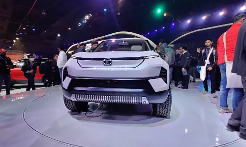 ടാറ്റ സിയറക്ക് പുനർജന്മം; പുതിയ ലുക്ക് കണ്ടാൽ ഞെട്ടും ടാറ്റ സിയറക്ക് പുനർജന്മം; പുതിയ ലുക്ക് കണ്ടാൽ ഞെട്ടും