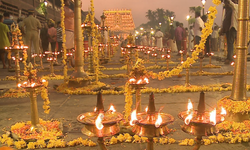 ലക്ഷദീപപ്രഭയില്‍ അനന്തപുരി
