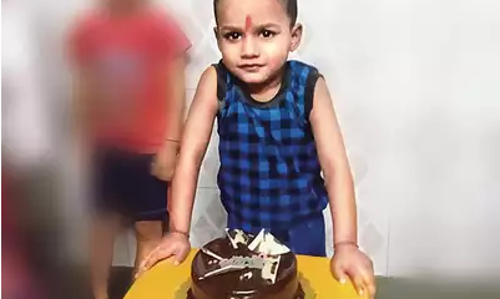 ബലൂണ്‍ തൊണ്ടയില്‍ കുടുങ്ങി നാല് വയസുകാരന്‍ മരിച്ചു