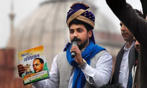 ഭഗത് സിങ്ങിന്റെ സഹോദരന്‍ ചന്ദ്രശേഖര്‍ ആസാദ്; വർത്തമാന ഇന്ത്യയിലെ റിയൽലൈഫ് ഹീറോയുടെ കഥ