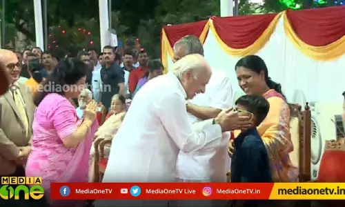 ഇക്കുറി റിപ്പബ്ലിക്ക് ദിനത്തിന് ഏറ്റവും നല്ല നാടകം കാഴ്ചവെച്ചത് രാജ്ഭവനാണ്... ഇക്കുറി റിപ്പബ്ലിക്ക് ദിനത്തിന് ഏറ്റവും നല്ല നാടകം കാഴ്ചവെച്ചത് രാജ്ഭവനാണ്...