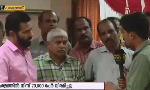 കേന്ദ്രസര്‍ക്കാര്‍ നിര്‍ദ്ദേശപ്രകാരം ബി.എസ്.എന്‍.എല്‍ ജീവനക്കാര്‍ കൂട്ടത്തോടെ വിരമിക്കുന്നു 